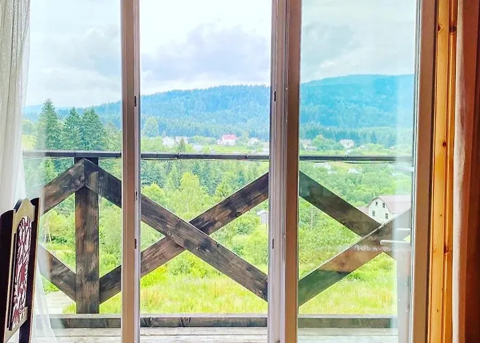 Belvedere-karpaty-panorama Skhidnytsia