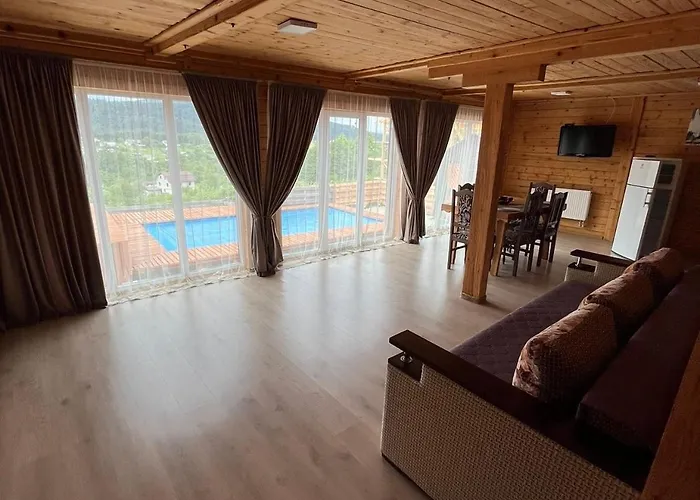 Belvedere-karpaty-panorama Konukevi Skhidnytsia